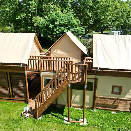 Camping De Thoissey *** Екстериор снимка