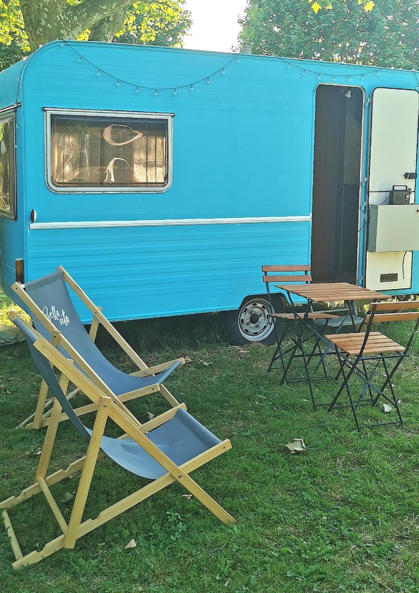 Camping De Thoissey *** Екстериор снимка