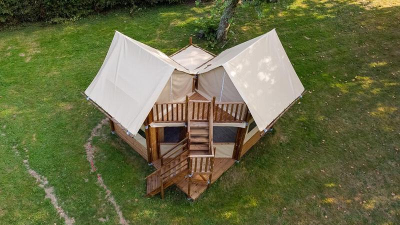 Camping De Thoissey *** Екстериор снимка