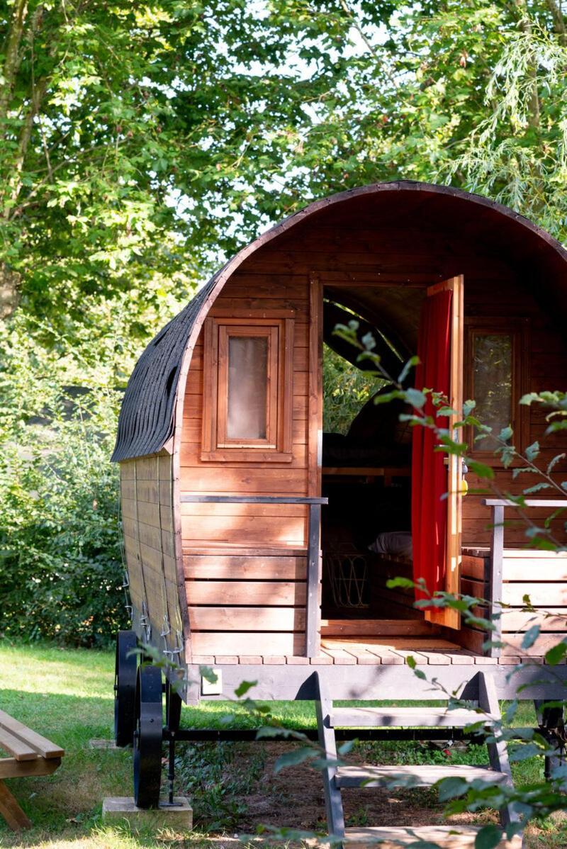 Camping De Thoissey *** Екстериор снимка